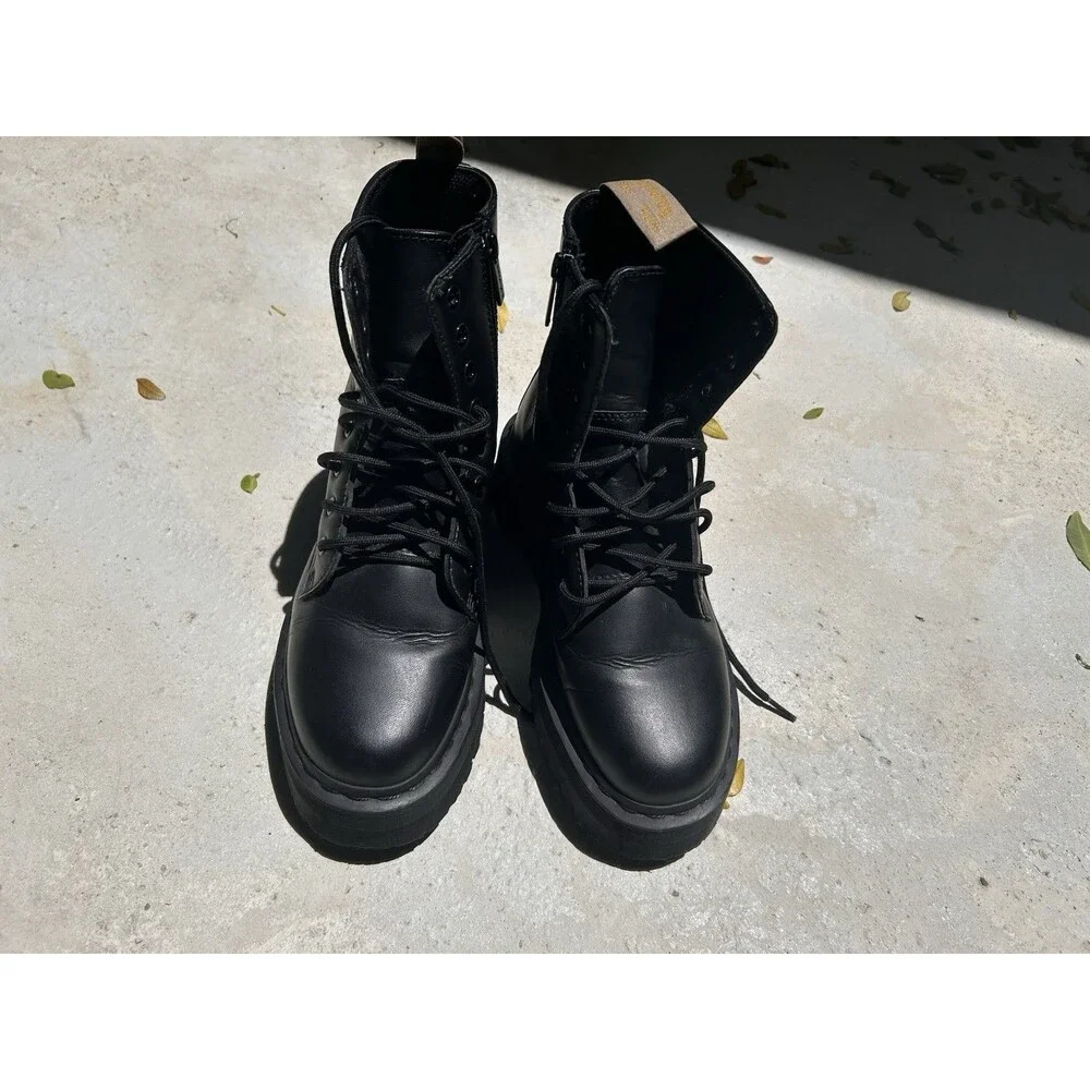 Doc Martens Jadon ll Mono Platform Boots Men’s US 8 Women’s US 9 EU 41